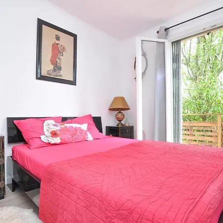 2 Bedroom Front In * 케인즈수르메르